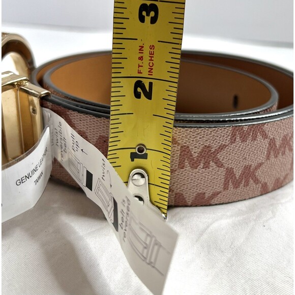 MICHAEL KORS Reversible Logo and Leather Belt Medium 1 1/4 in Wide NWT - Picture 6 of 8